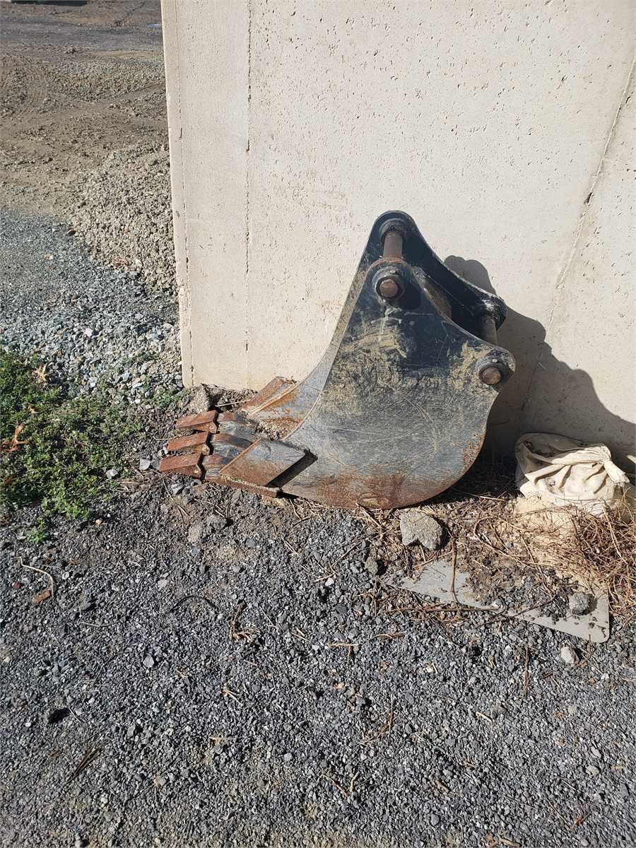 2013 JCB Backhoe Model 3CX14 M4CM 4X4 Online Government Auctions of