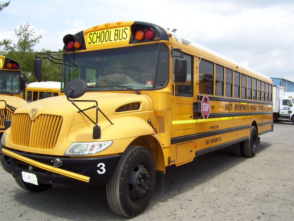 School Bus: 2005 IC CE300 54-Passenger Online Government Auctions of ...