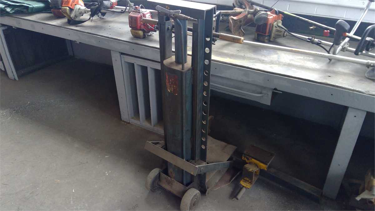 Walker Air Jack Online Government Auctions of Government Surplus