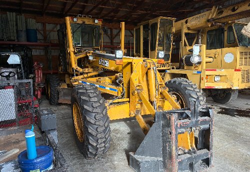1999 John Deere 672CH Grader w/ Balderson V Plow