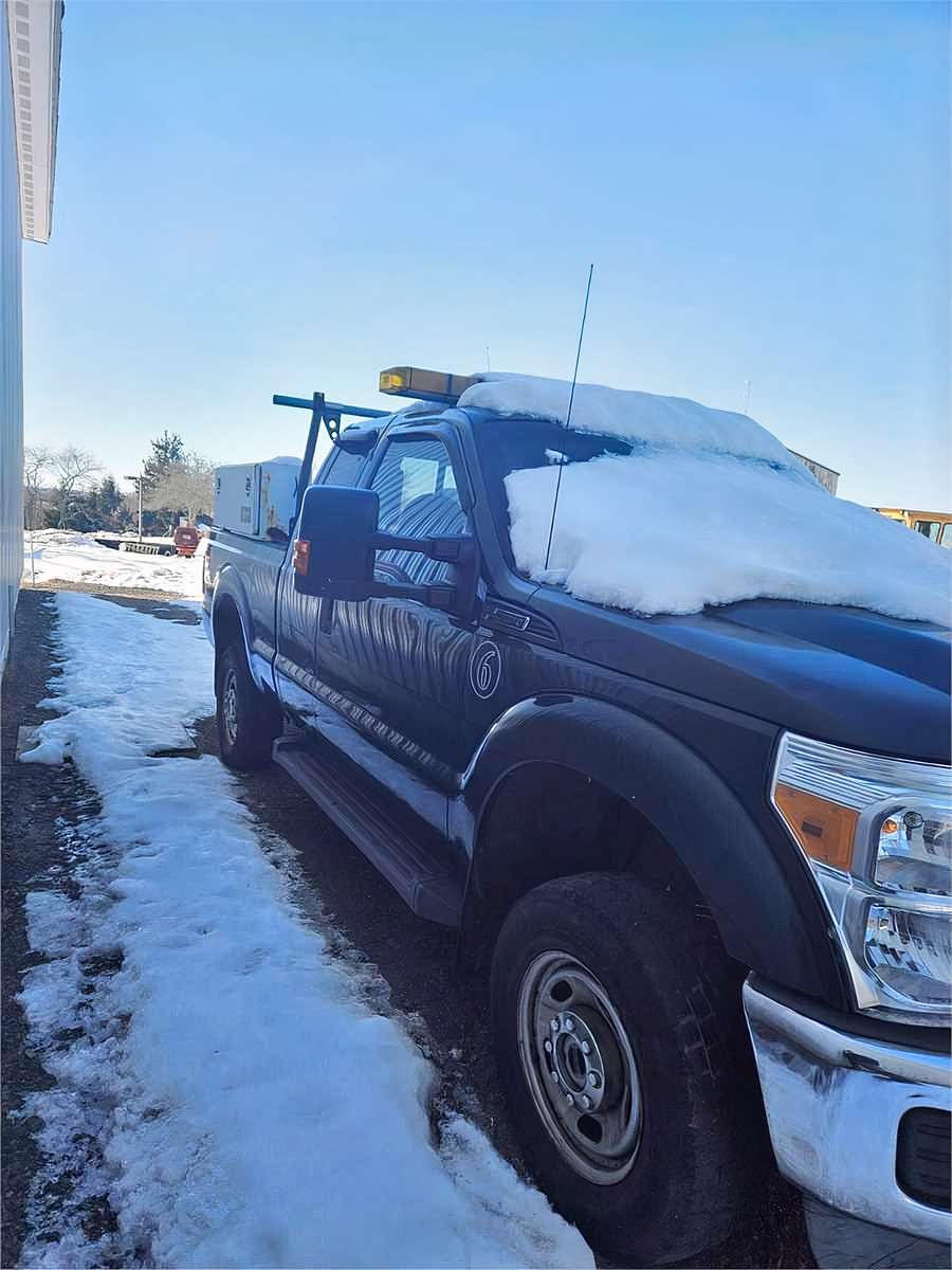 2012 Ford F350 Super Cab 4x4 with Minute Mount Plow