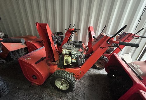 2016 24" Snow Blower (2) Simplicity 10524P