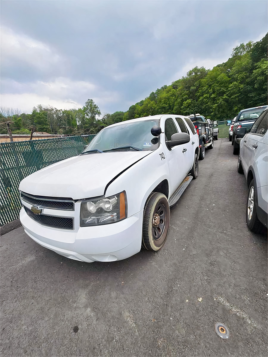 2011 Chevy Tahoe 120,251 miles