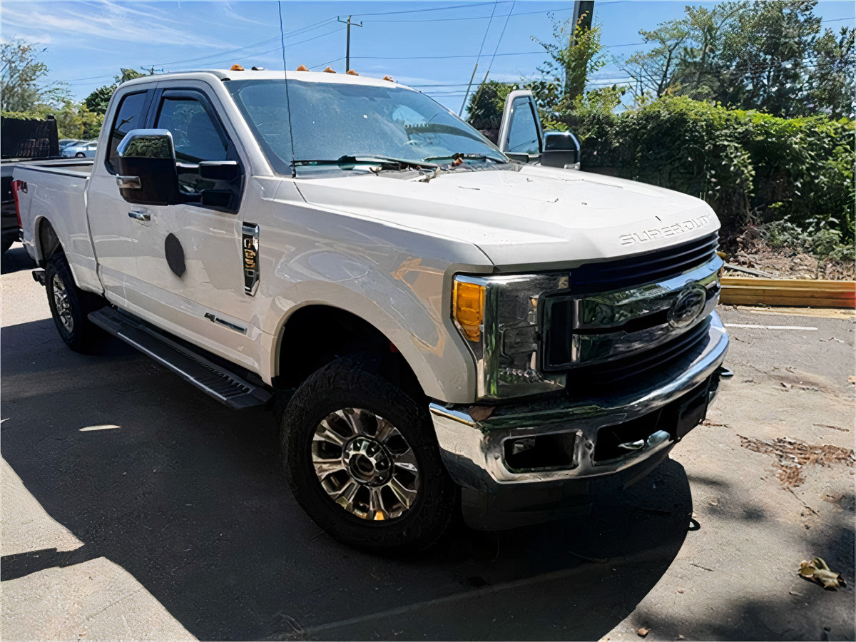 2017 Ford F250 Extended Cab Sho...