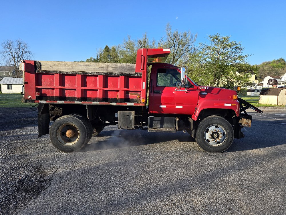 2001 GMC C8500