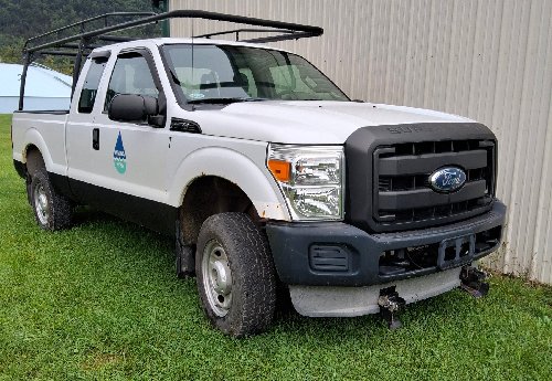 2011 SD Ford F-250 Supercab XL 142 WB 6.2L V8
