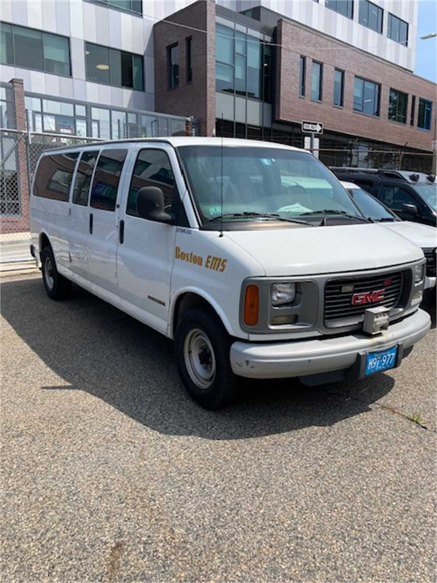 2000 gmc hot sale savana passenger van