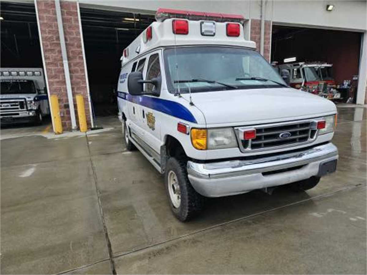 2003 orders ford e350 van for