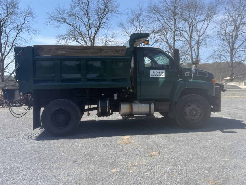 2006 GMC 8500