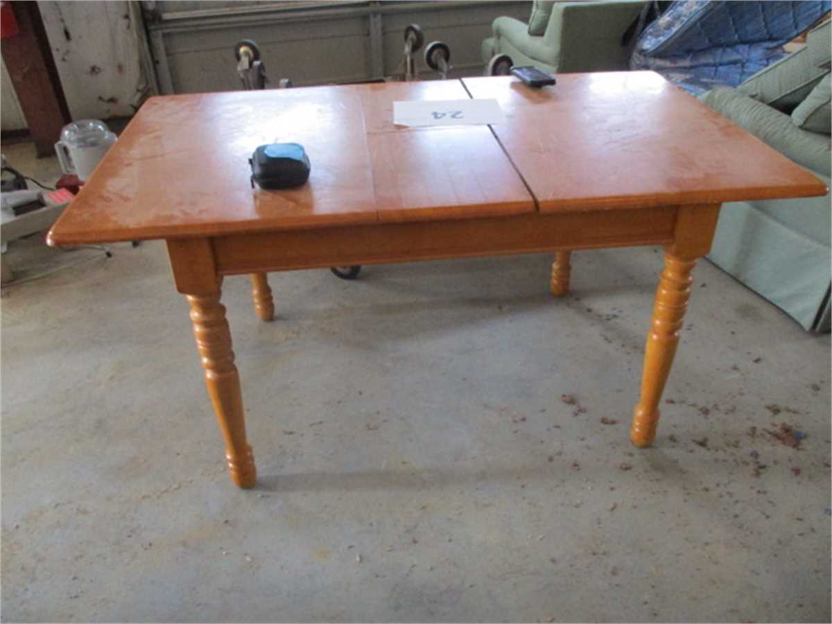 24 Wood Expandible Kitchen Table Online Government Auctions Of   2f613de1 040e 4a05 Bc1d 380788fe8b9d Fullsize 