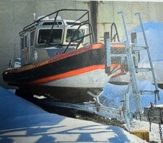 ***LOOK NO FURTHER*** 2001 SAFE BOAT 29.4'