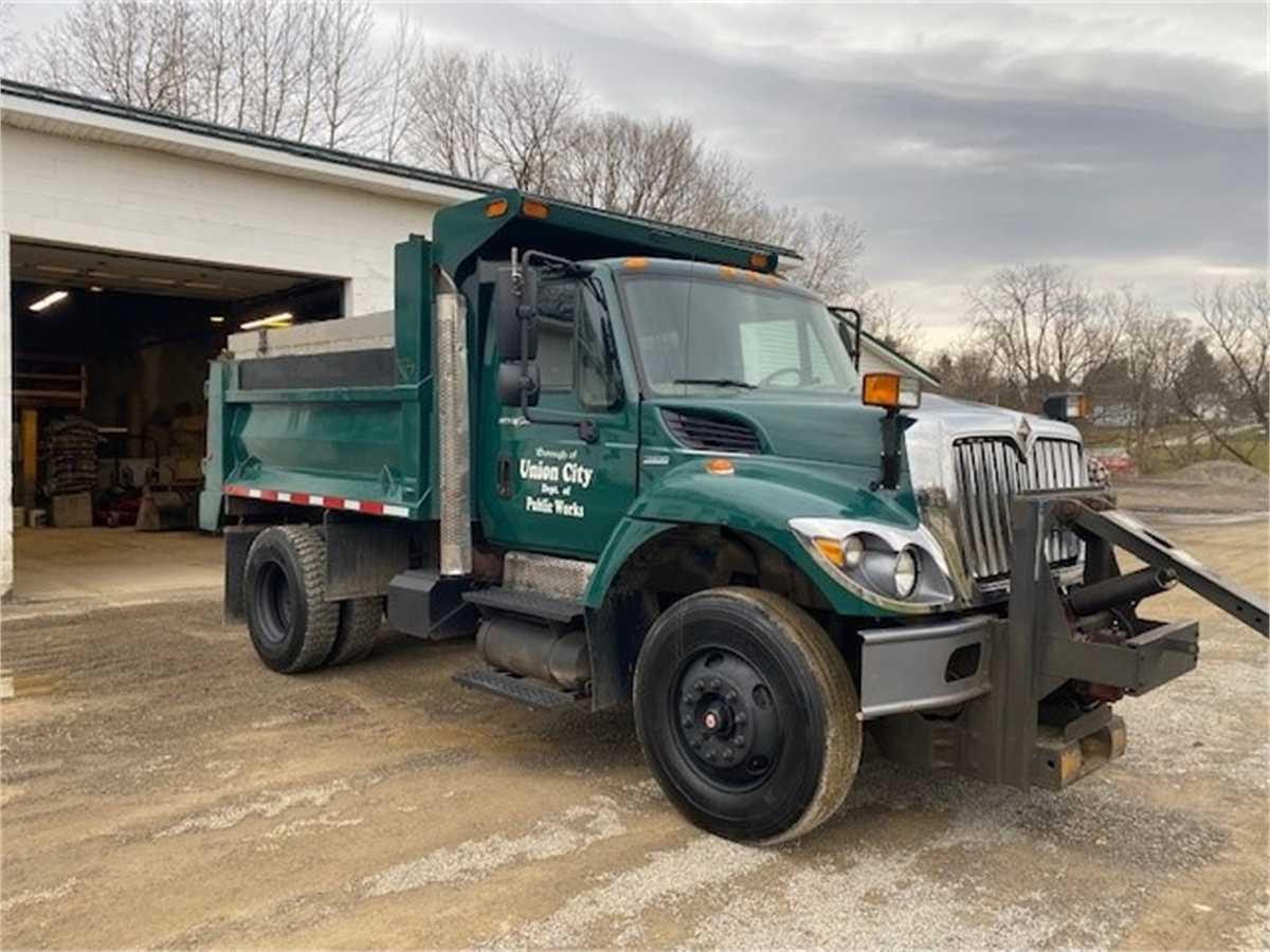 2010 International 7400 Sfa 4x2 Sa525 Class B Truck W Air Brakes Online Government Auctions Of