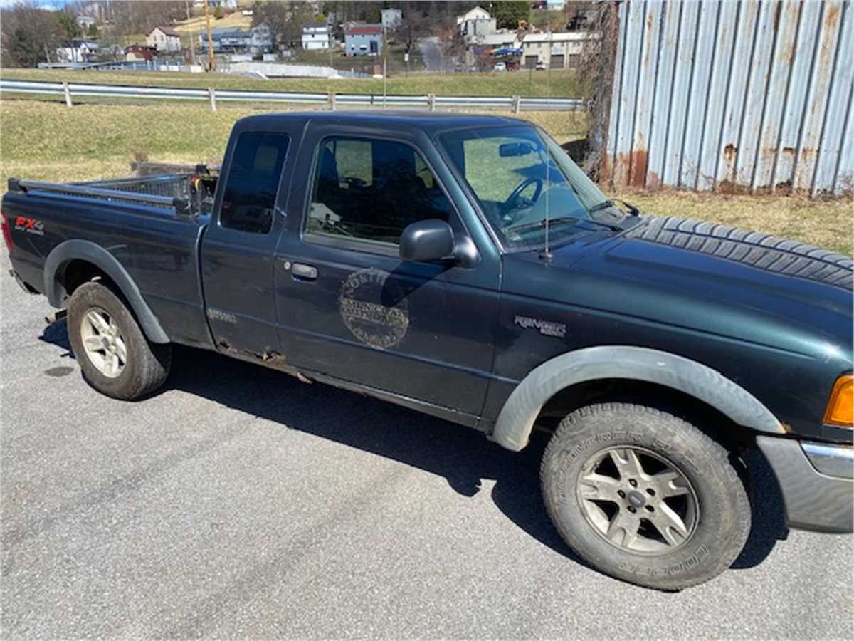 2004 Ford Ranger XLT 4WD Online Government Auctions of Government ...