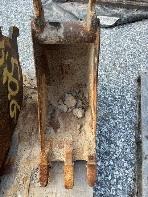 12" Quick Attach John deere 50G Excavator Bucket