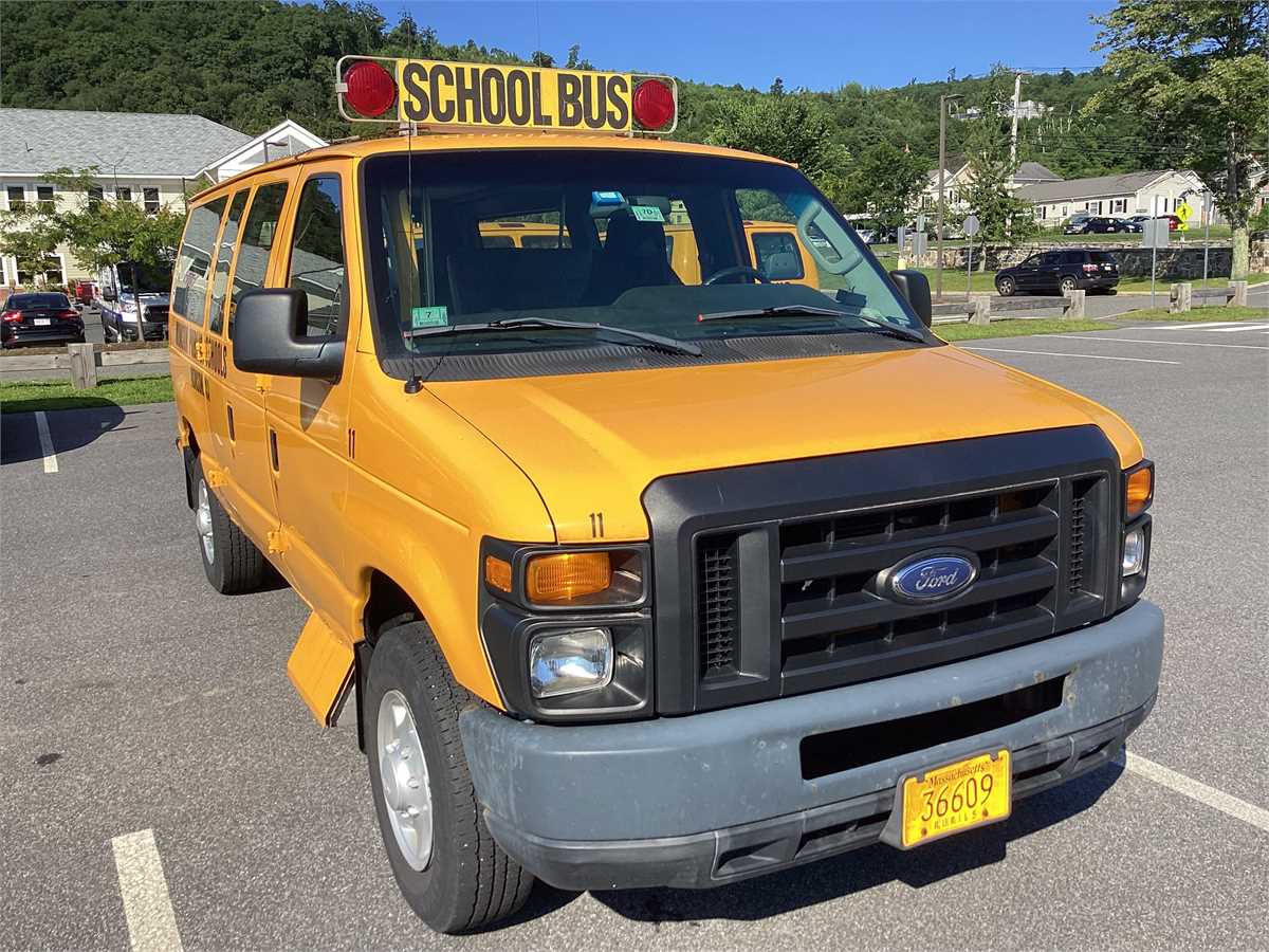 2009 ford econoline sales van