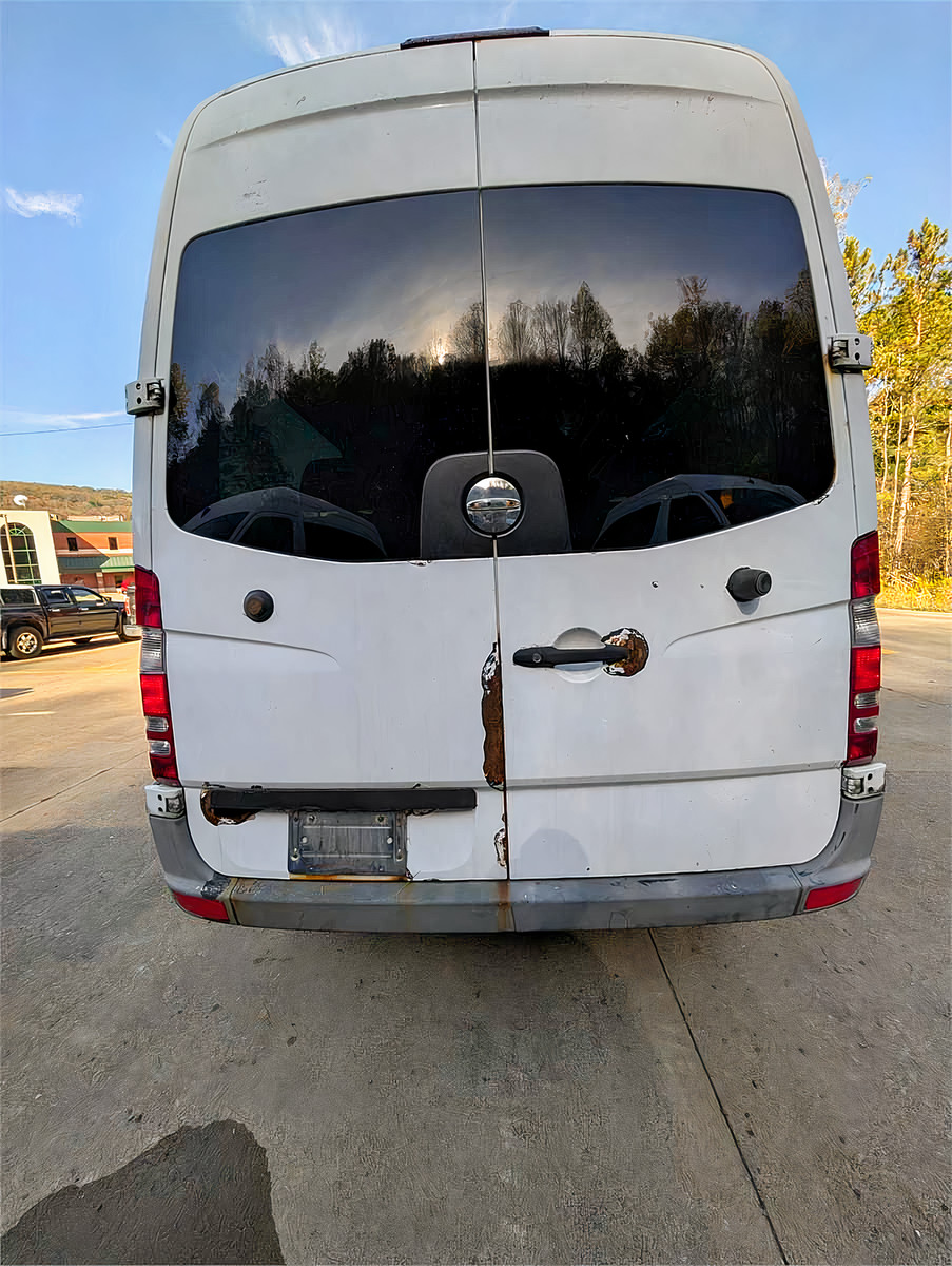 2010 Mercedes Freightliner Sprinter