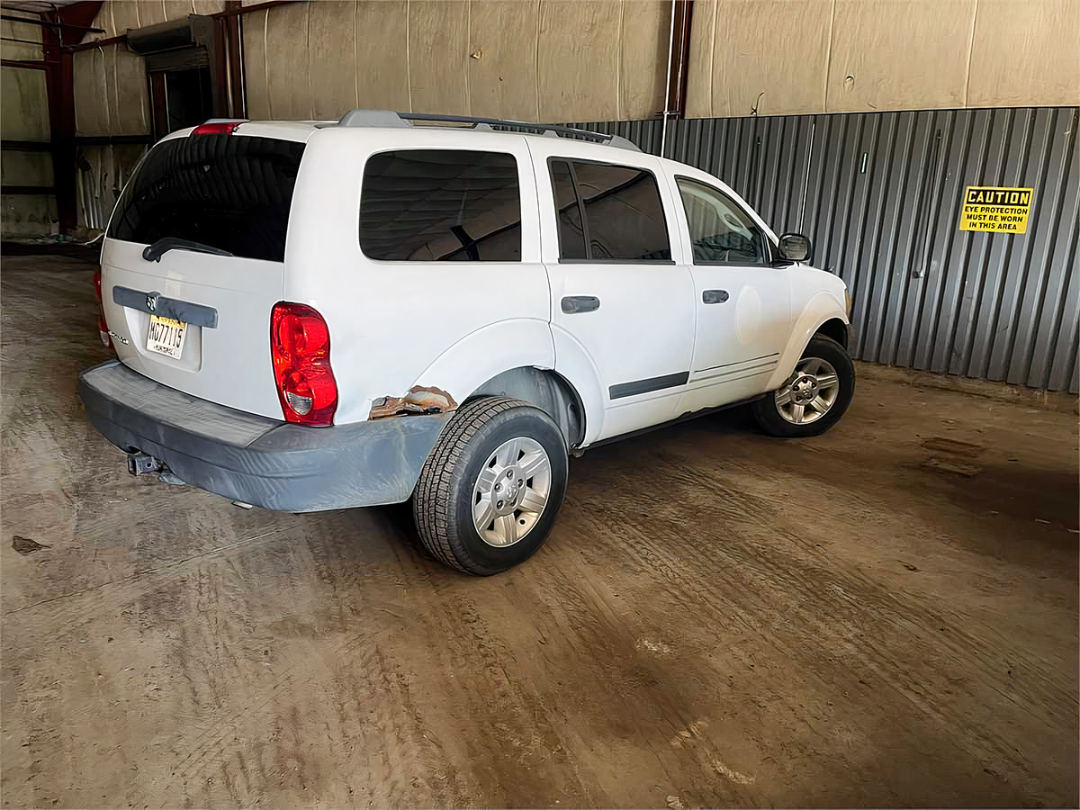 2007 White Dodge Durango