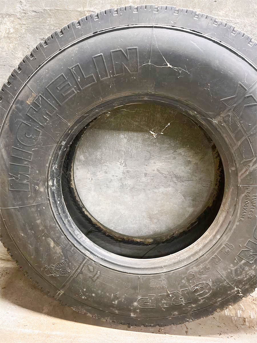 12 R 22.5 Michelin Tire