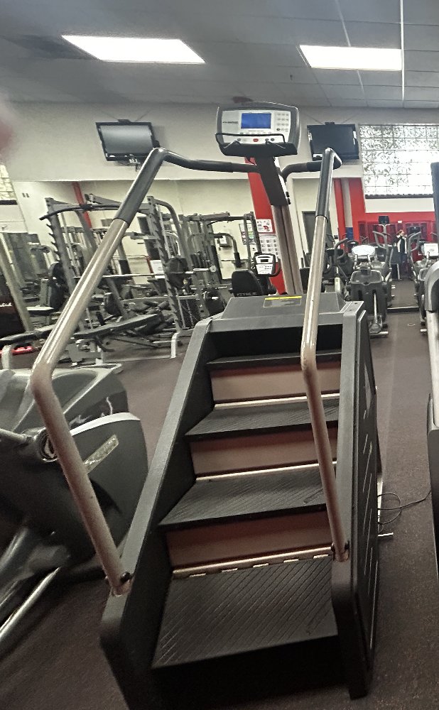 Nautilus StairMaster StepMill 7000PT