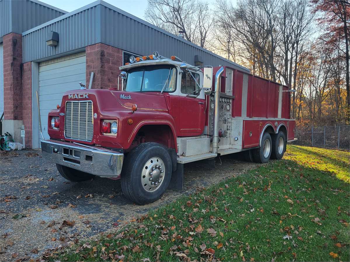 What Are the Different Types of Fire Trucks and Fire Engines - Municibid  Blog