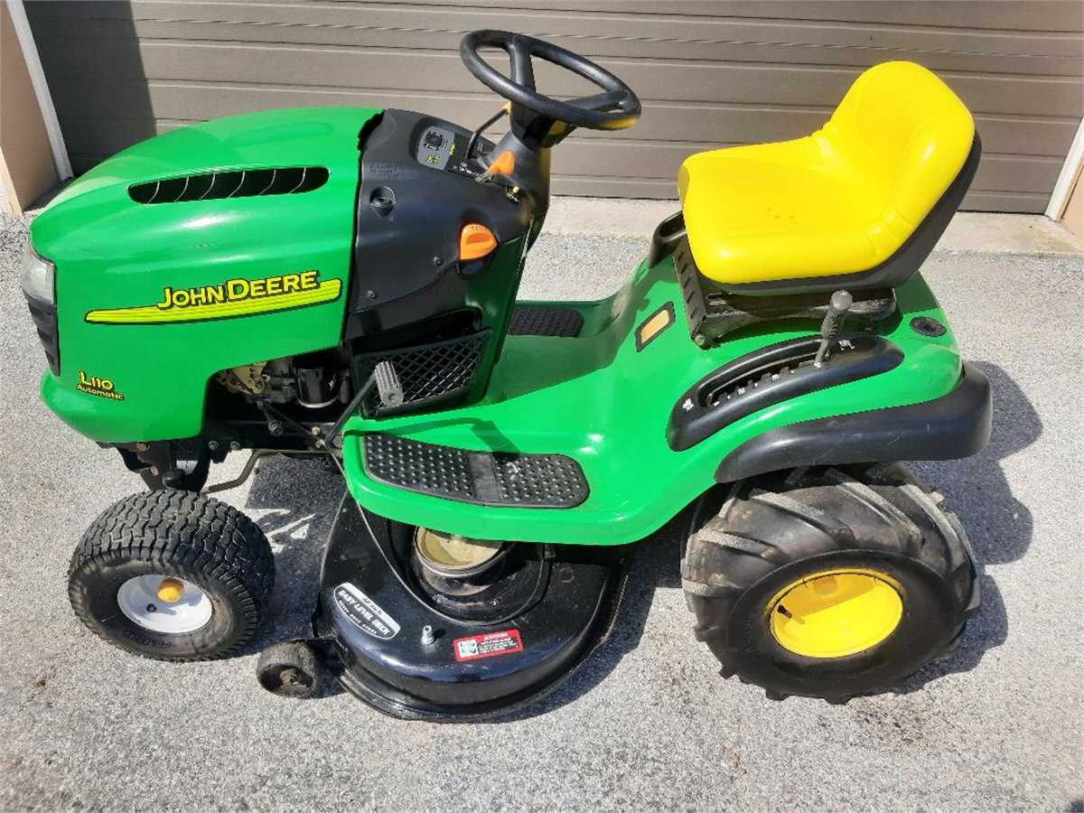 2003 John Deere L110 Automatic 42