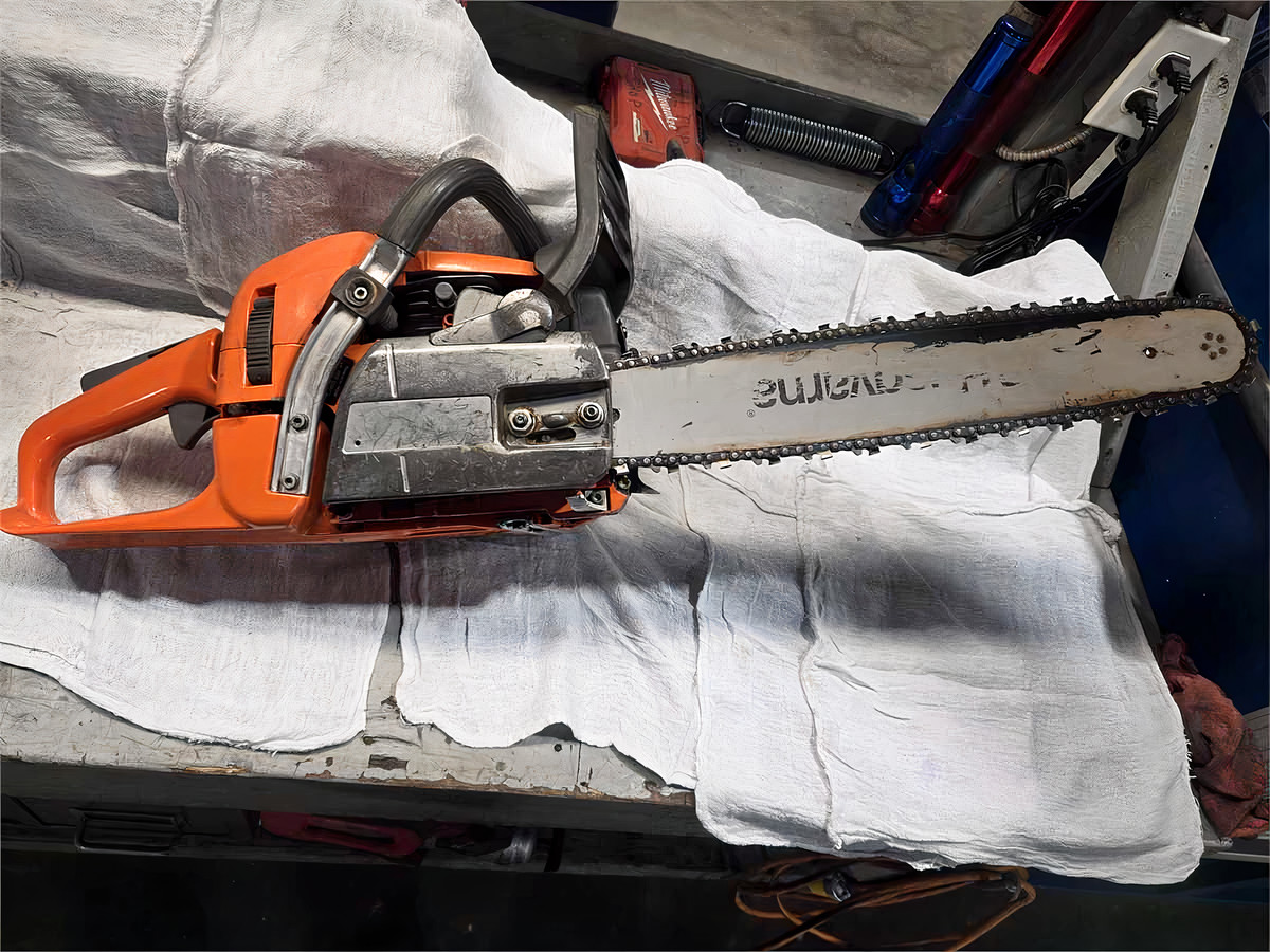 Husqvarna 346 XP Chainsaw