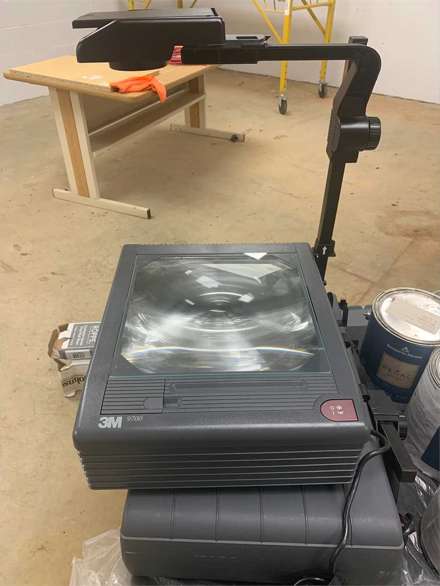 3m 9700 overhead projector