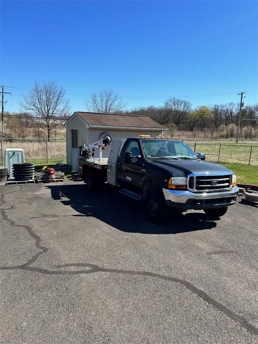 2000 F-350 Crane Truck Online Government Auctions of Government