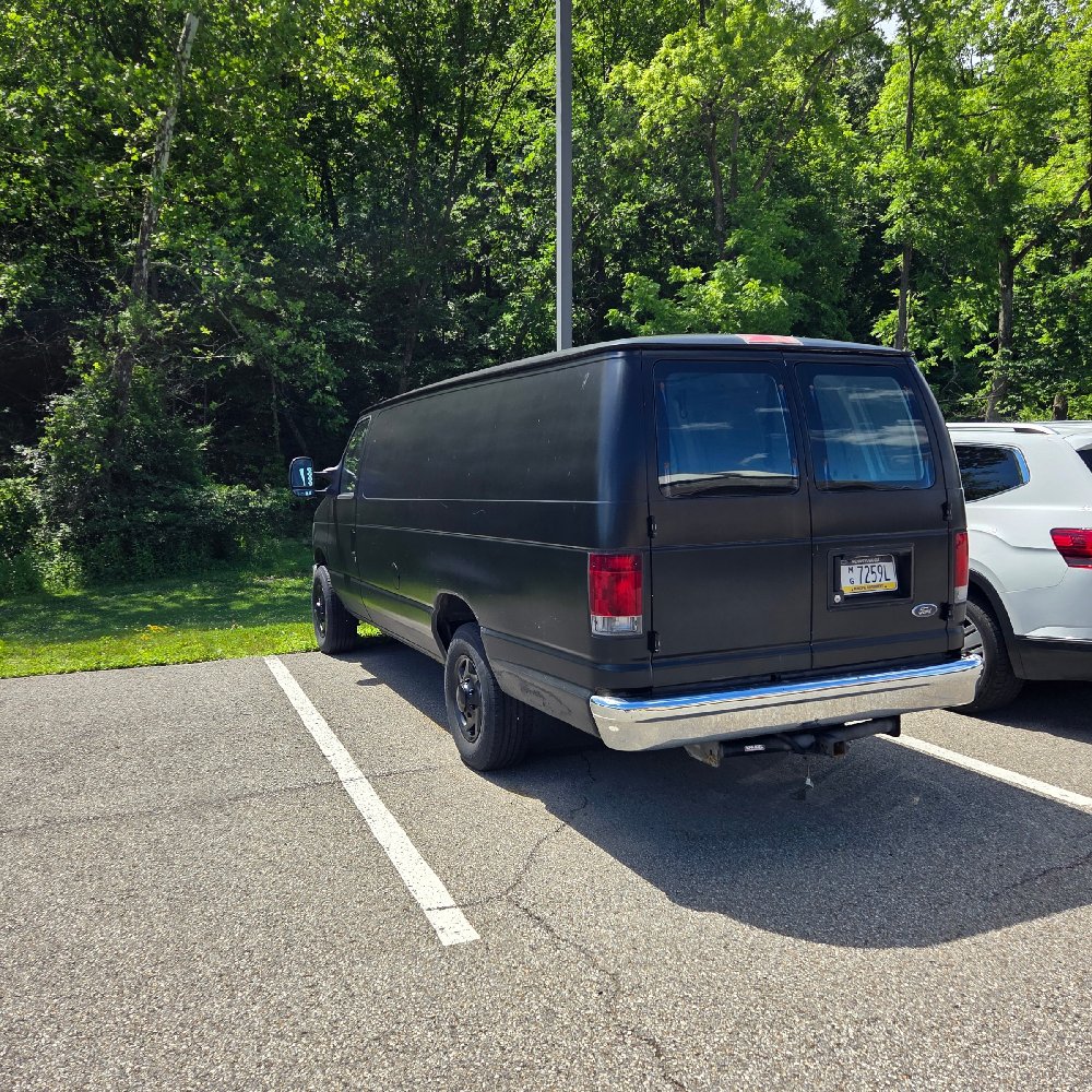 2011 Ford E250 VAN