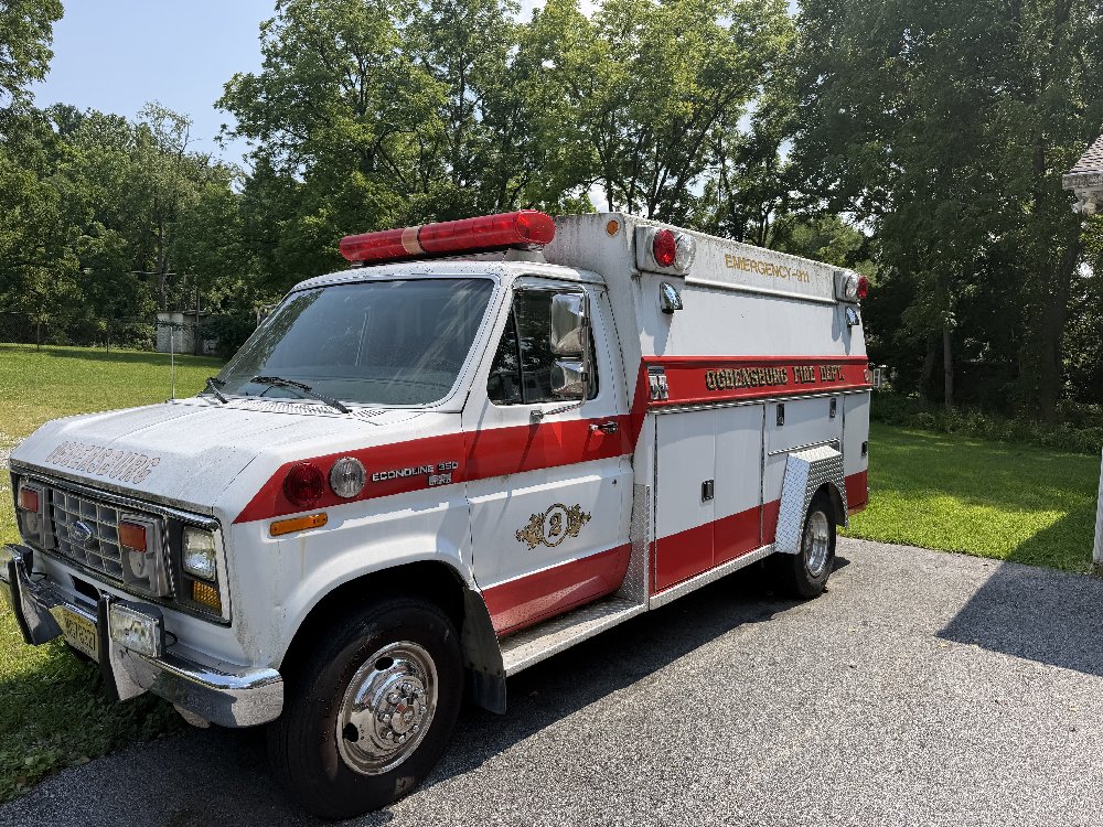 1990 Ford E350 Ambulance / Fire Utility Vehicle | Municibid