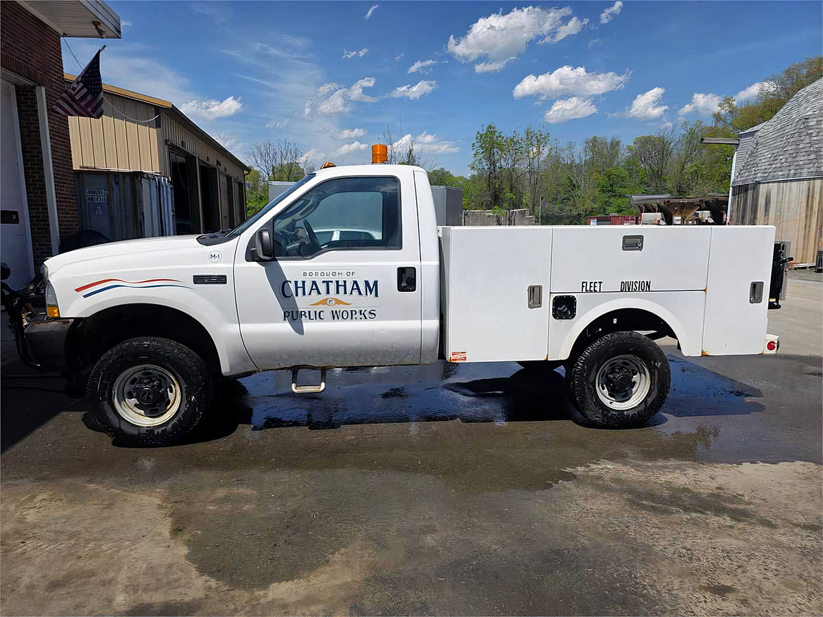 2004 F-350 Utility Vehicle