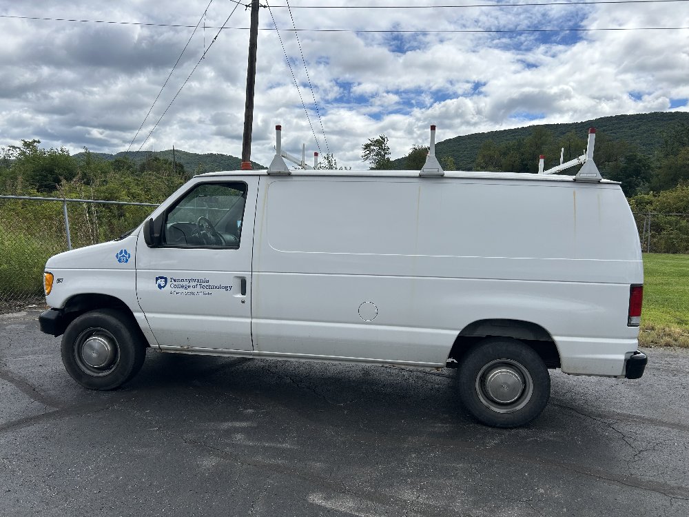 1999 Ford Cargo Van