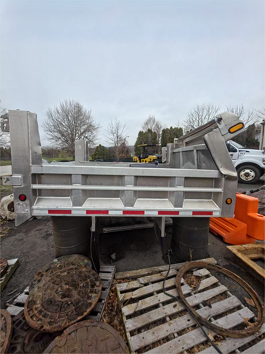 Aluminum Dump Body by A&H Equipment