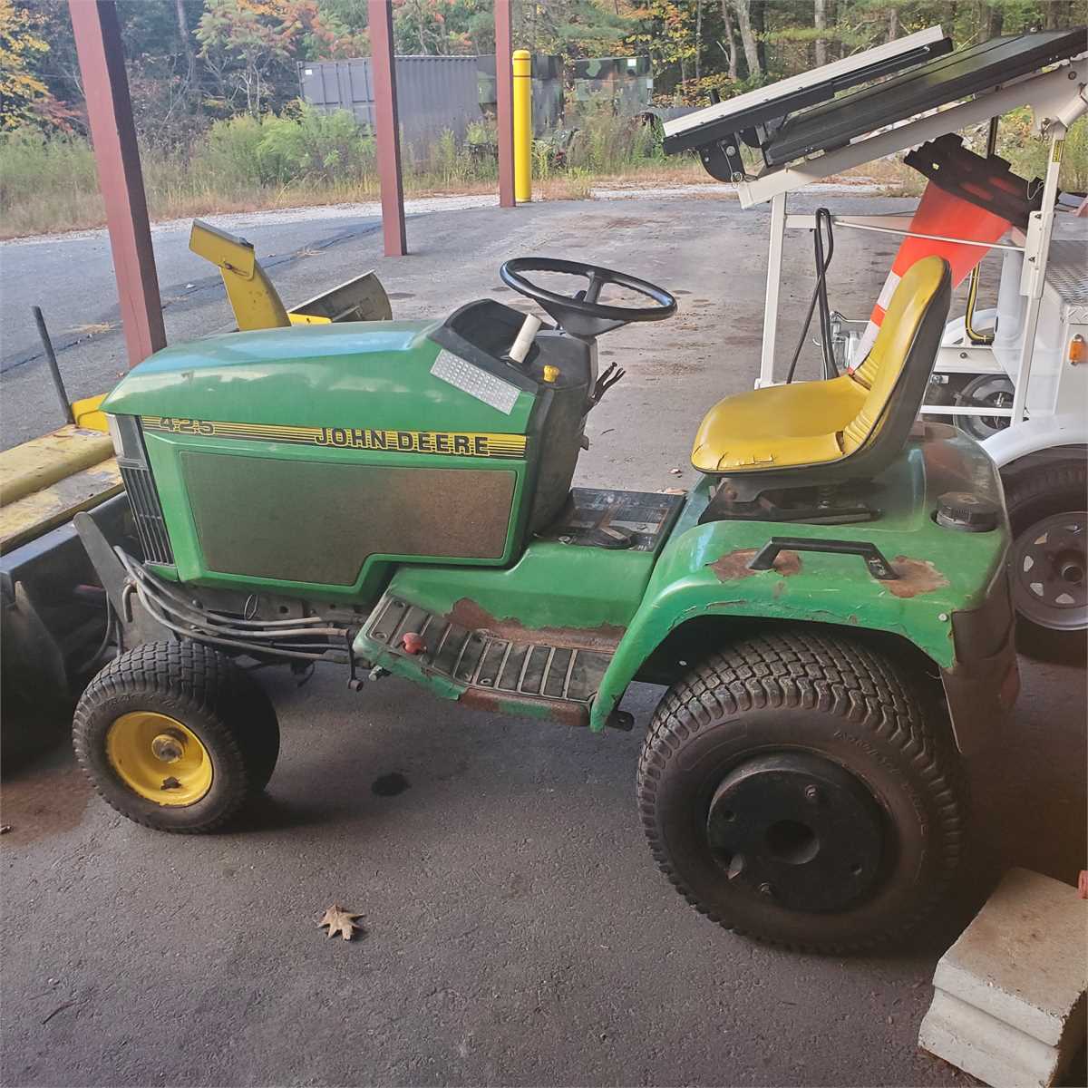 John deere 2025 425 attachments