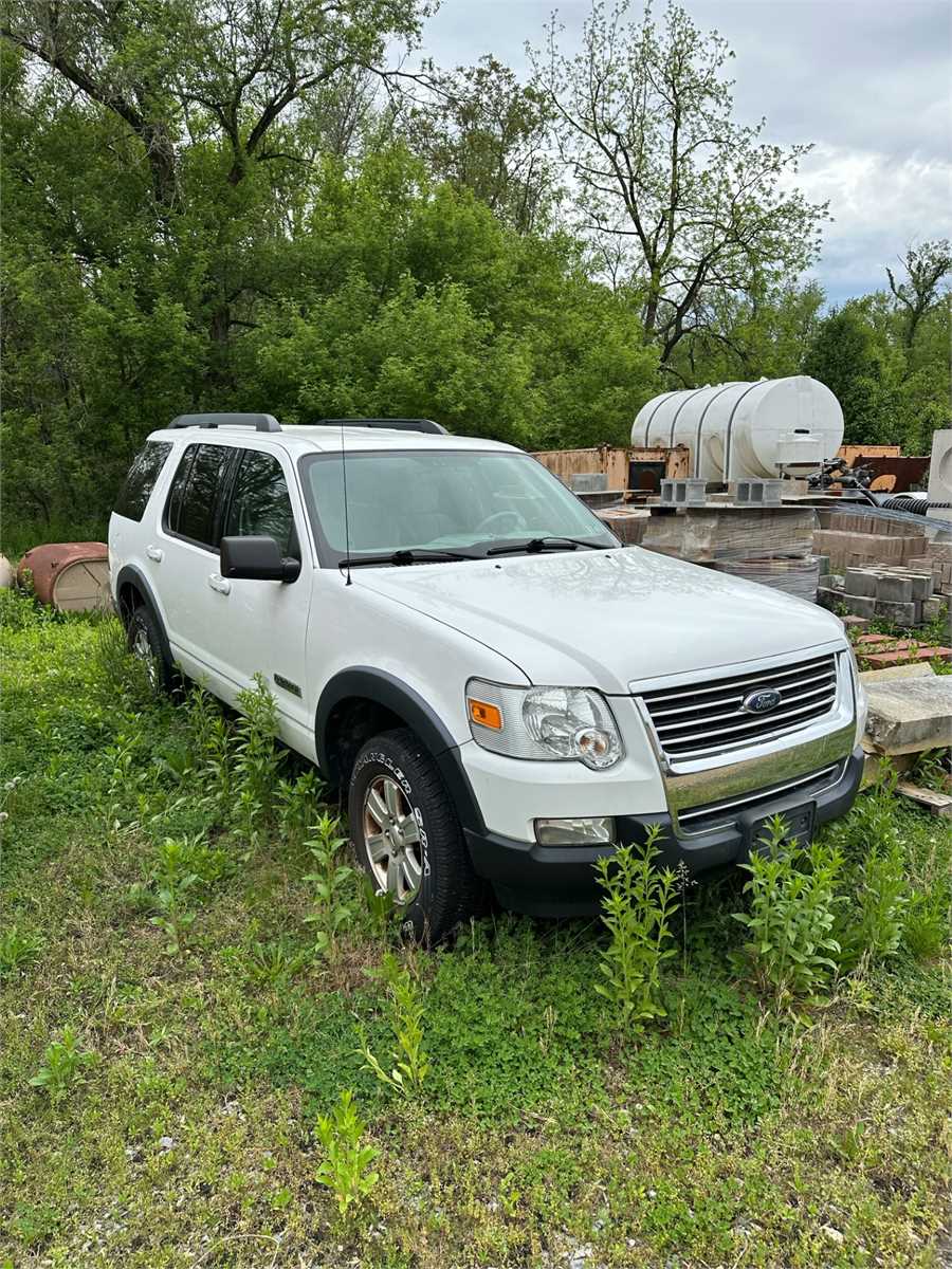 2007 Ford Explorer Online Government Auctions of Government Surplus ...