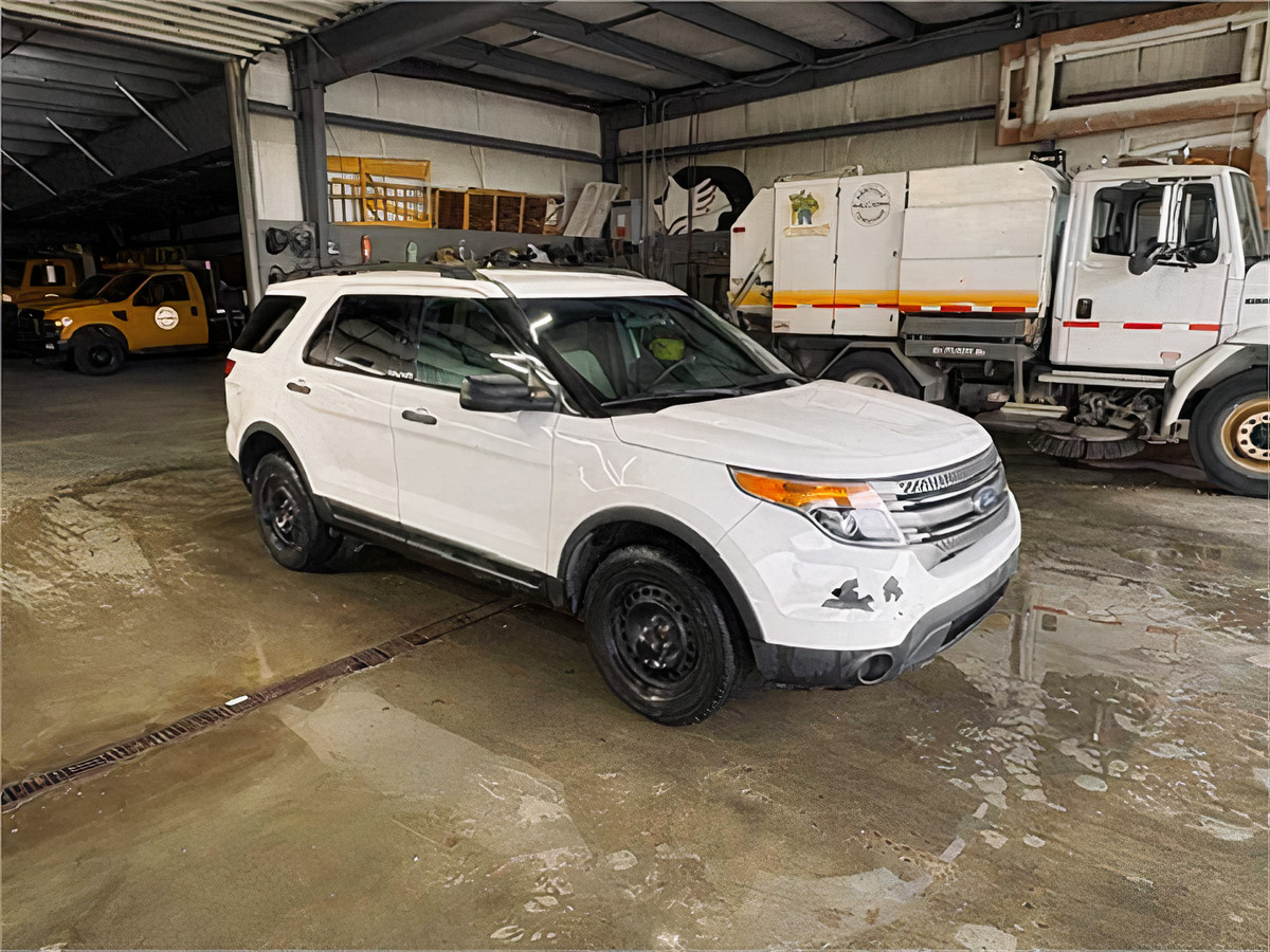 2013 Ford Explorer Base