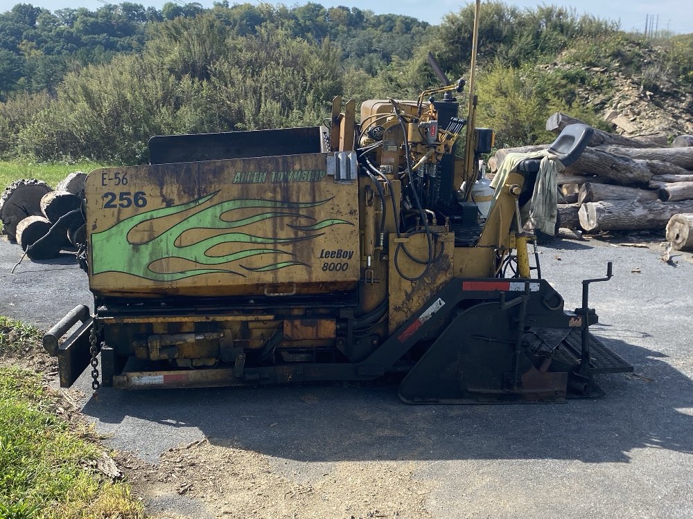1997 LeeBoy 8000 Paver