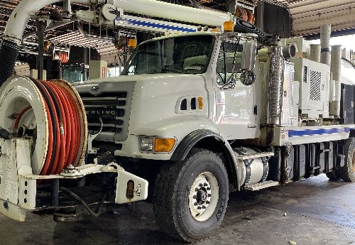 2007 Sterling L7501 Vac-Con Combination Jet Truck