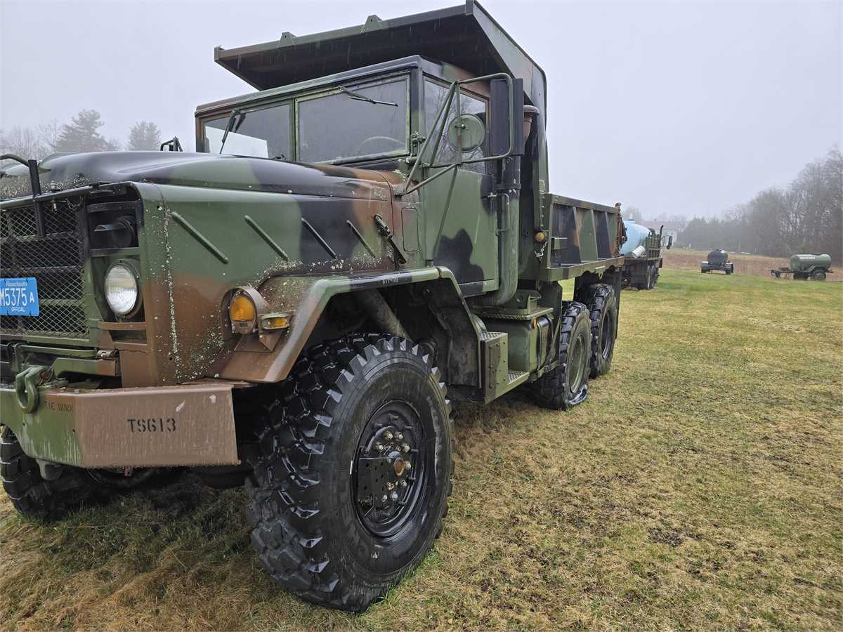 1990 BMY-HARSCO M9229A2 6X6 dump Online Government Auctions of 