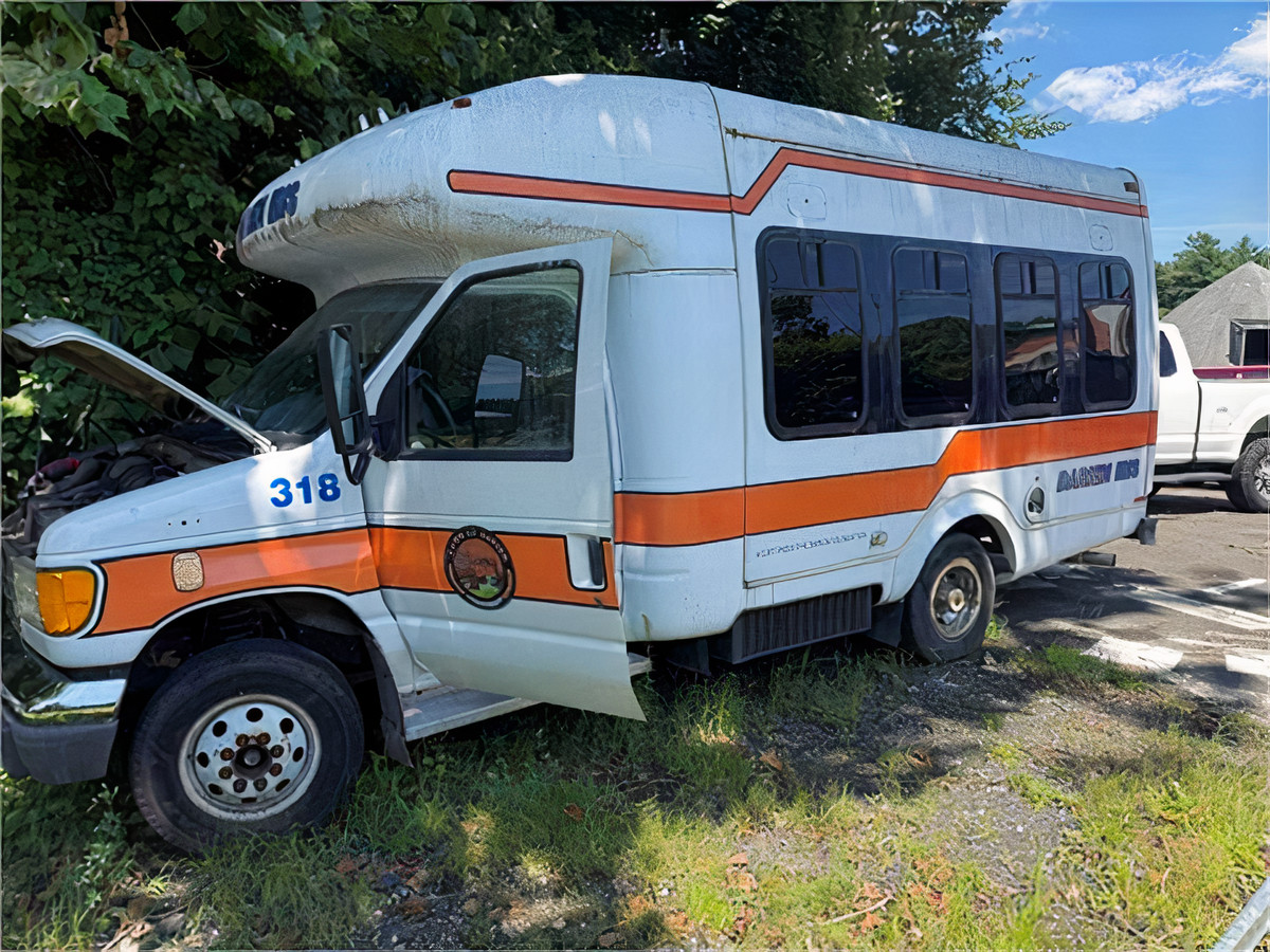Ford E350 Bus