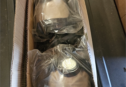 Gas Masks or Insulating face piece/ respiratory