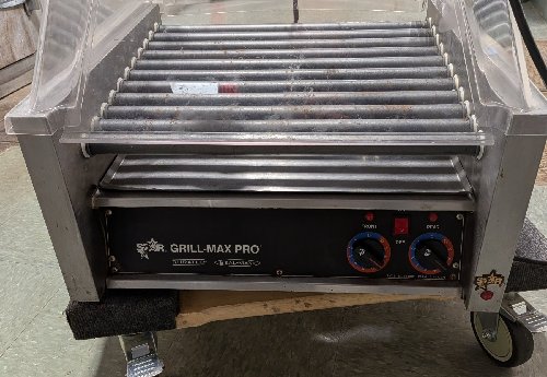 Hot dog roller cooker