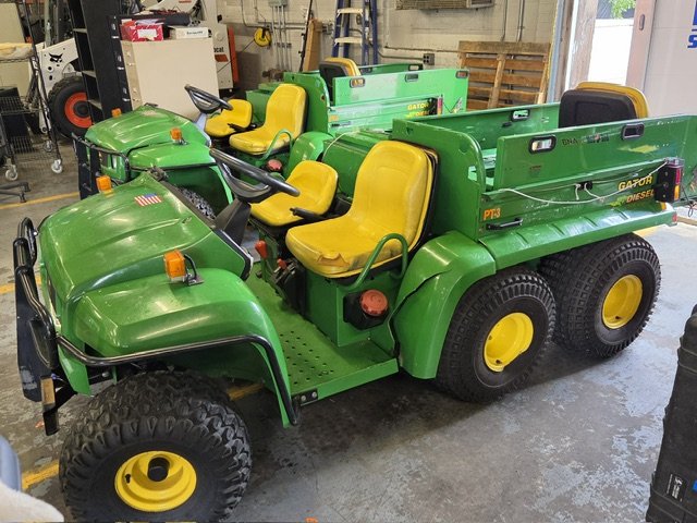2004 John Deere Gator 6X4