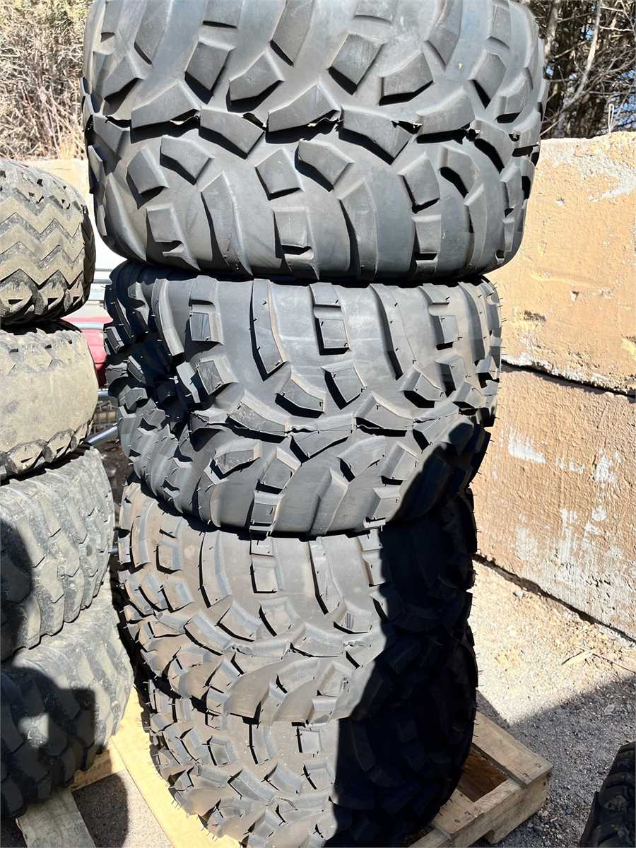 (4) 25x11.00-12 4ply Carlisle AT489 Tires **No Reserve** Online ...