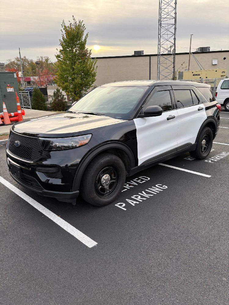 2023 Ford Explorer Hybrid