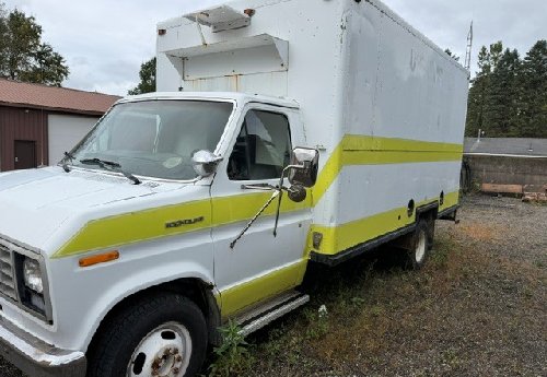 1982 Ford Cargo Van