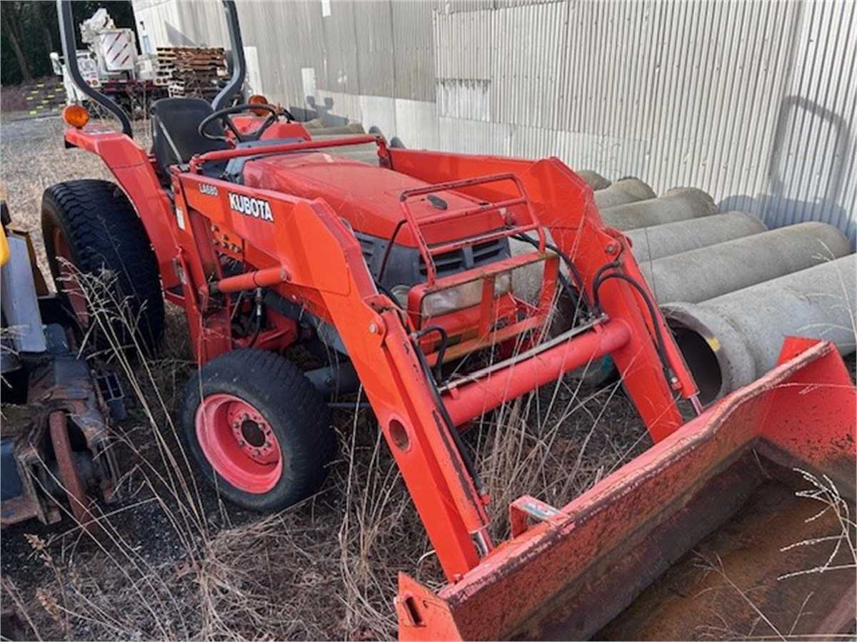 Kubota L4200 Tractor Online Government Auctions of Government Surplus ...