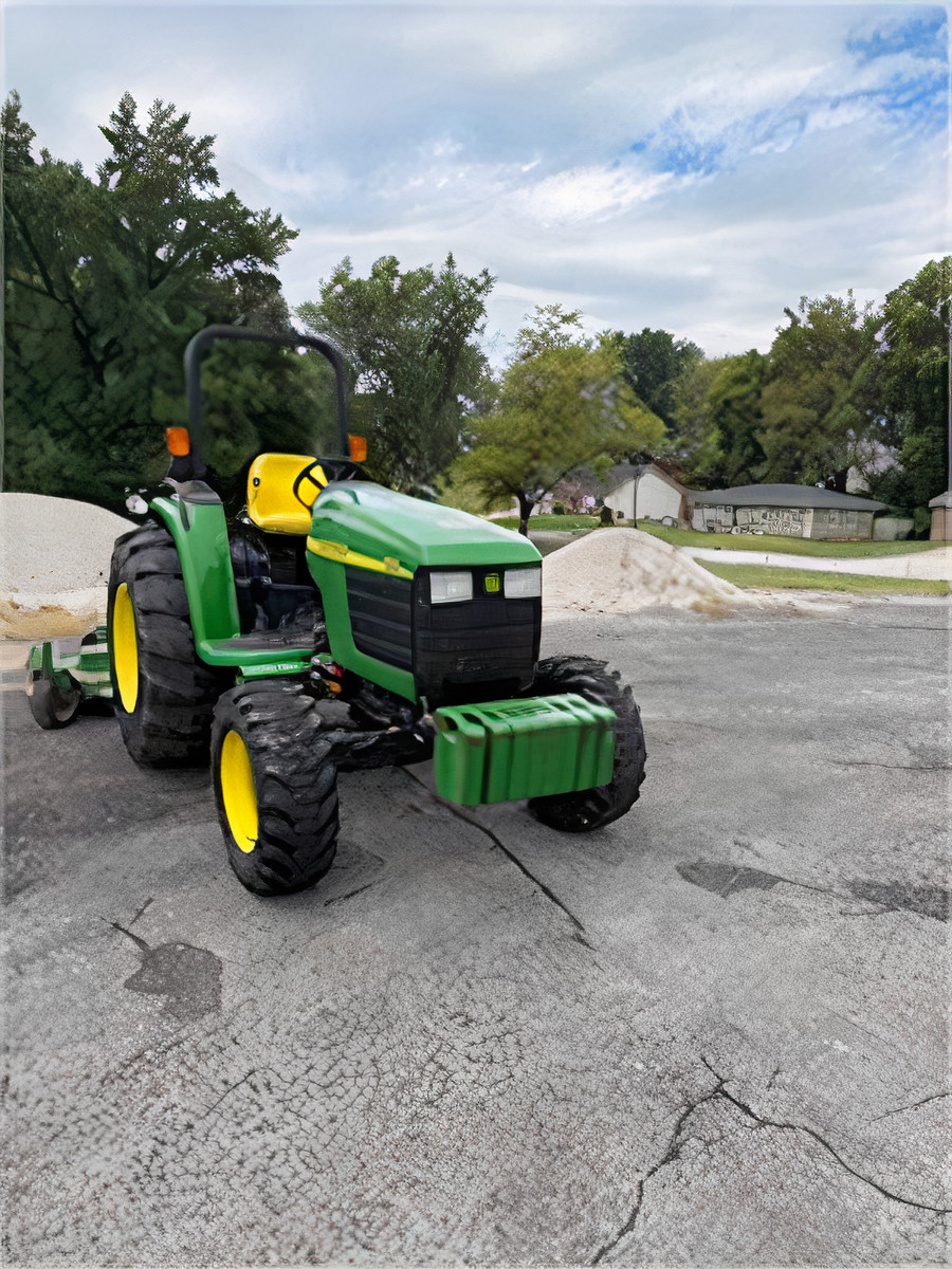 John Deere Tractor 4610 - 2004