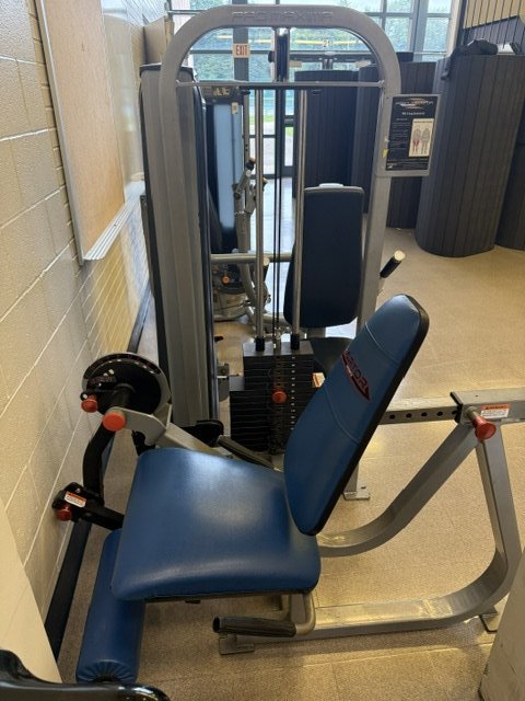 Pro Maxima RA-9 Leg Extension Machine