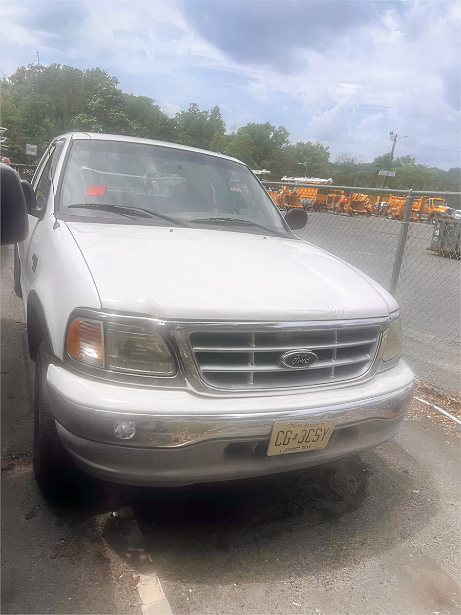 2003 Ford F-150 Scrap - NO TITLE